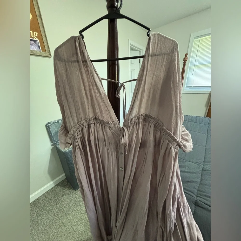 OS lavender beach/dress cover up - Picture 4 of 7